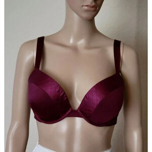 Victoria's Secret Very Sexy Push Up Underwired Bra 32DD